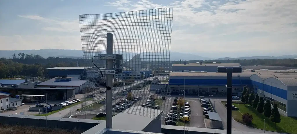 Laser Antenna Mounted